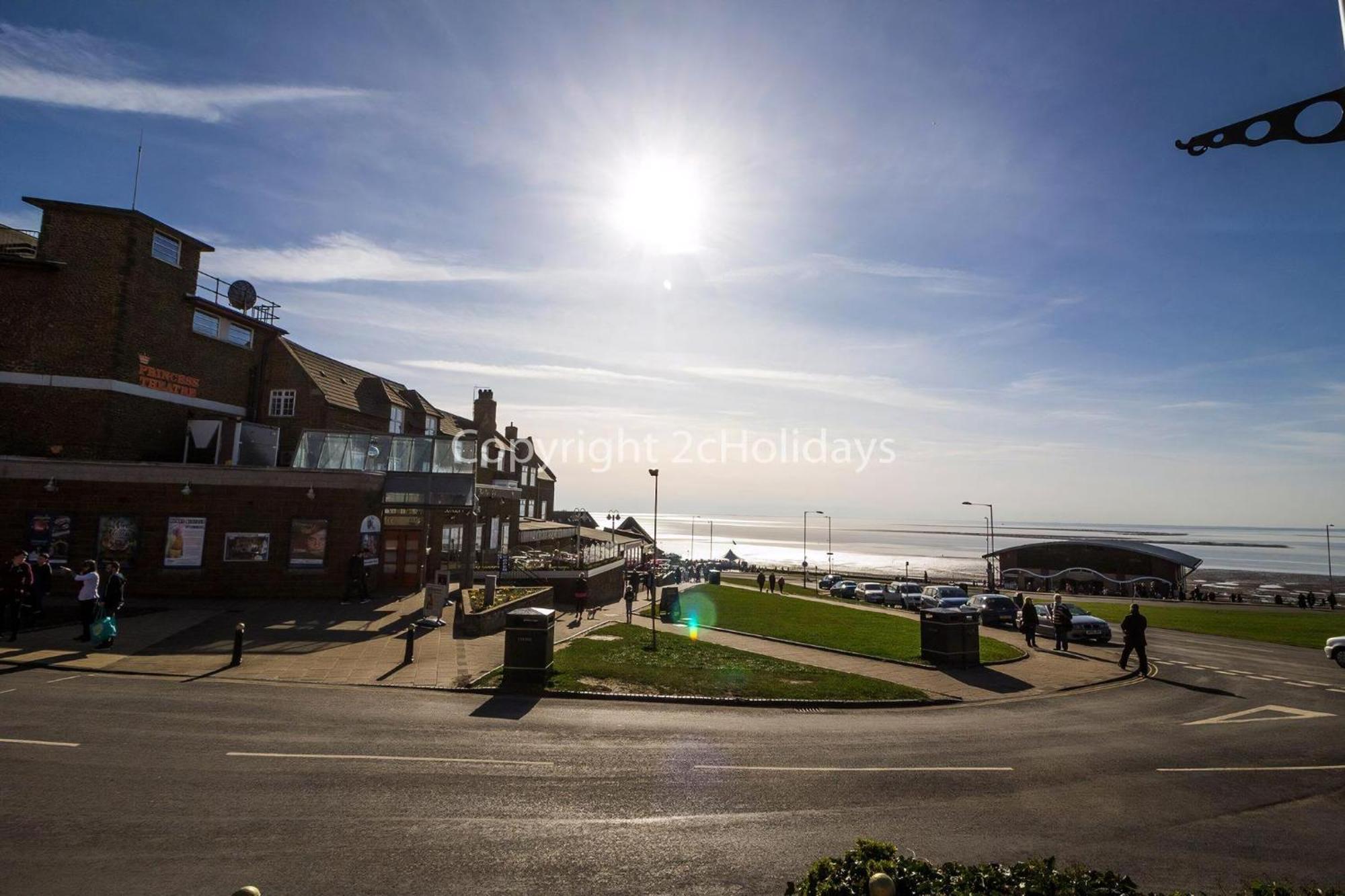 6 Berth Caravan Nearby Hunstanton Beach Front In Norfolk Ref 13019L Exterior photo
